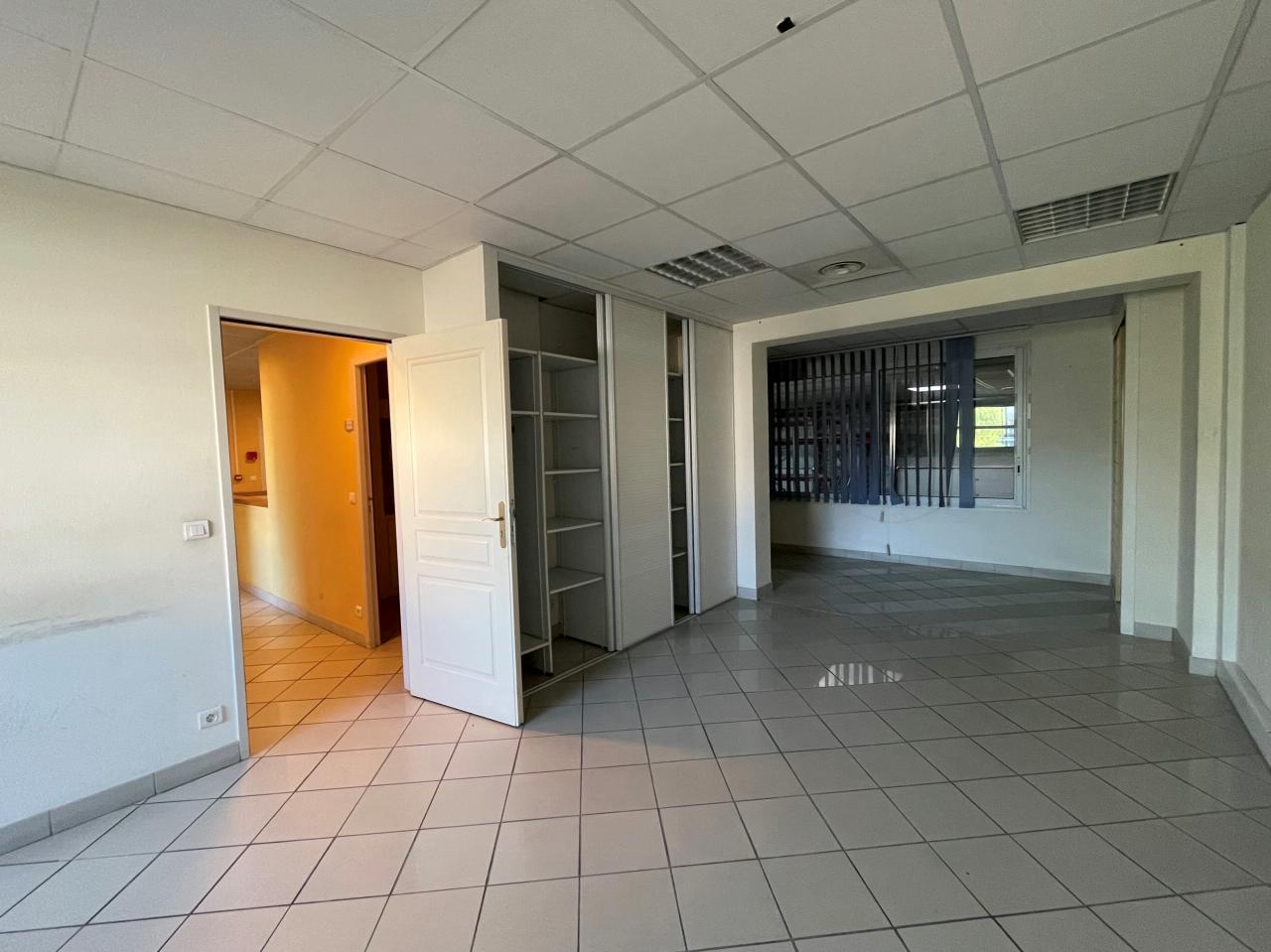 Local d'activité Eysines 455m² Location local d'activité Eysines Gironde OLACT2427548 17